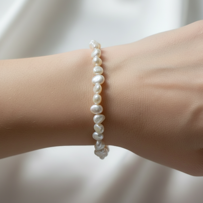 AILA Pearl Bracelet