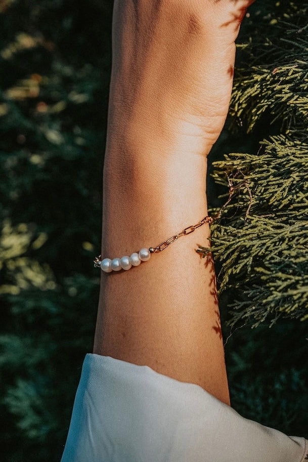 The Seafoam Sparkle Bracelet