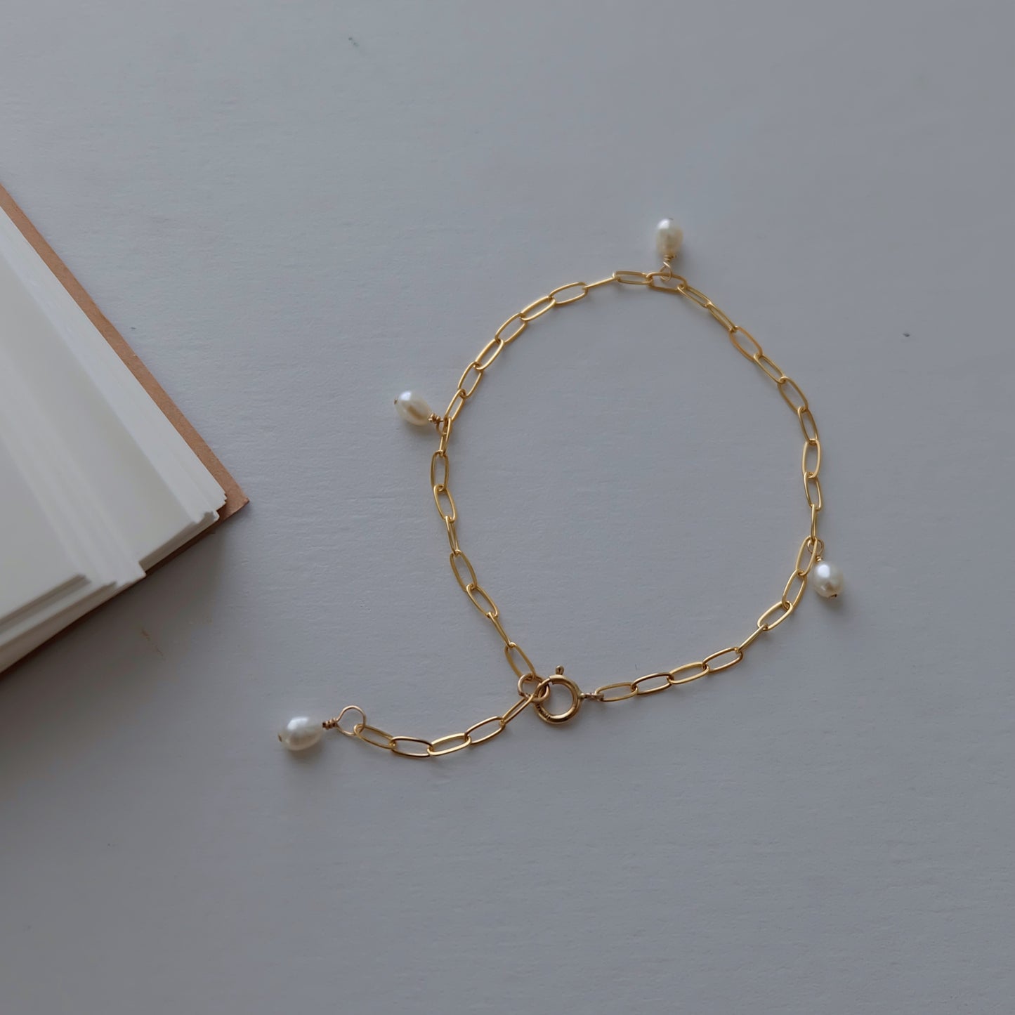 Pearl Dropping Link Bracelet