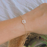 SHASTA Daisy Pearl Bracelet